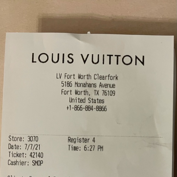 Louis Vuitton Toiletry 19 - Picture 11 of 13